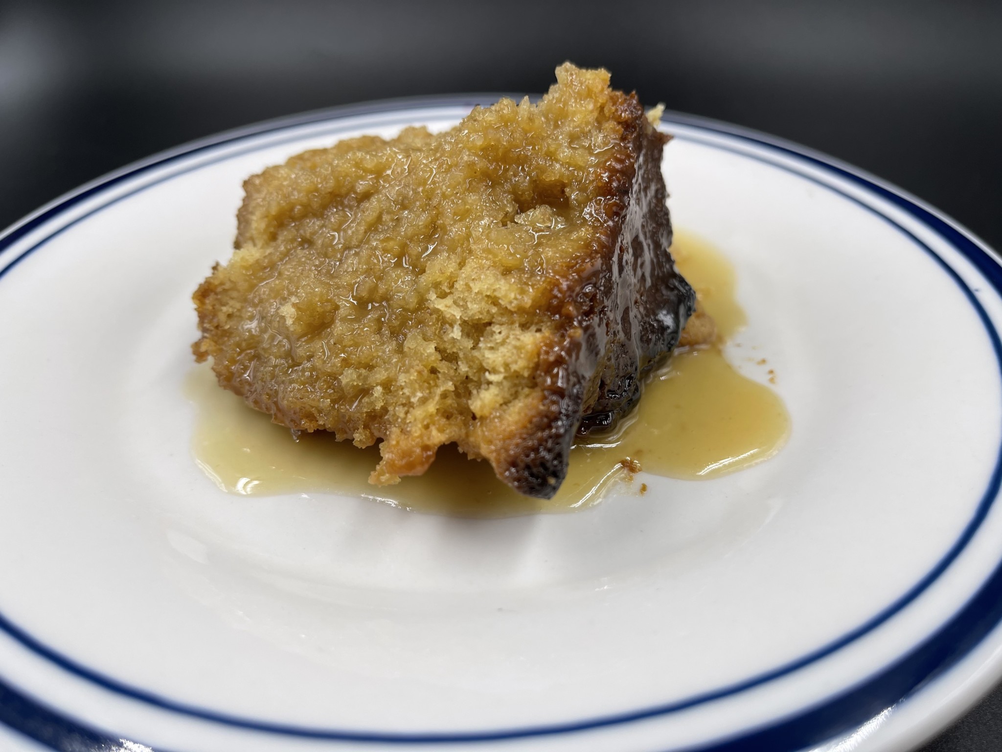 Pouding chômeur sauce à l’érable Goutez le Québec